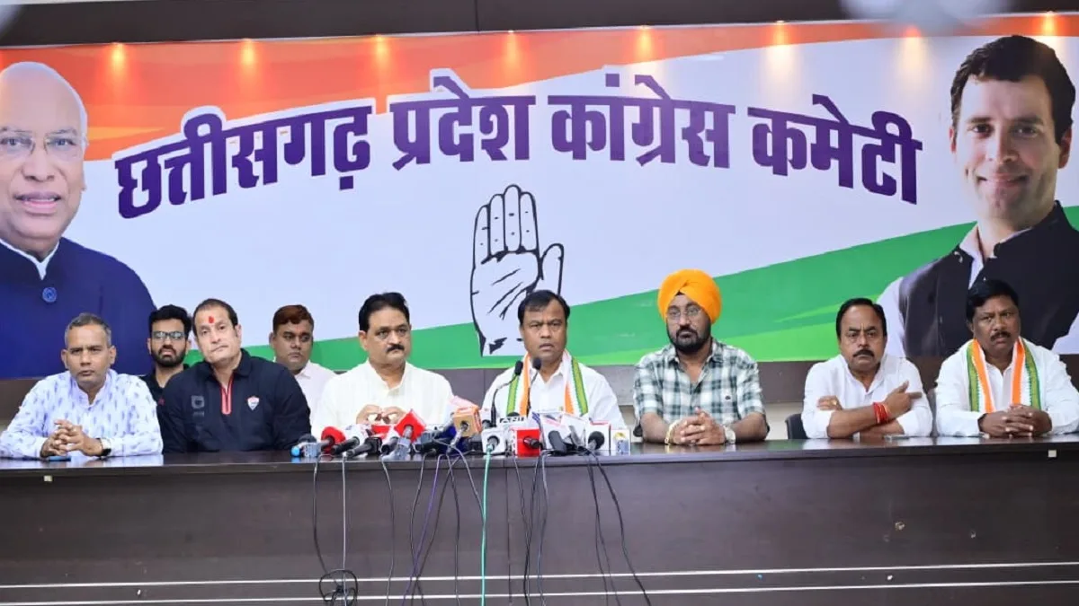 CG News: कवर्धा में बैगा बच्चों की मौत पर बिफरी कांग्रेस, दीपक बैज बोले– ‘आदिवासी सीएम के राज में कुपोषण से जा रही जान’