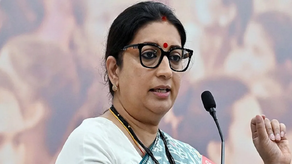 CG BJP: छत्तीसगढ़ में प्रदेश प्रभारी स्मृति ईरानी बोलीं- ‘बिना बुलाए पार्टी कार्यालय न आएं’